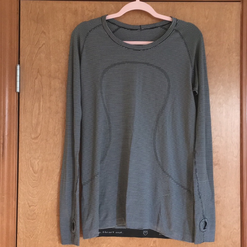 Lululemon long sleeve top